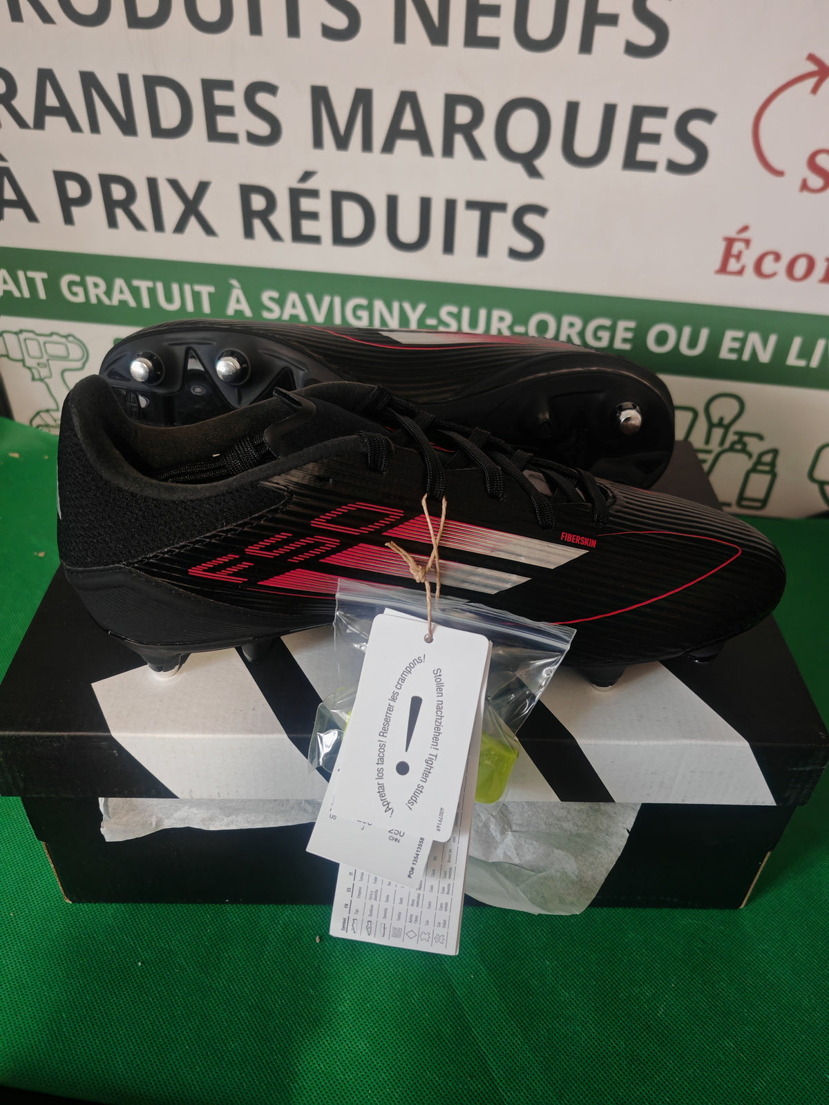 adidas F50 League SG avec étiquettes d'origine