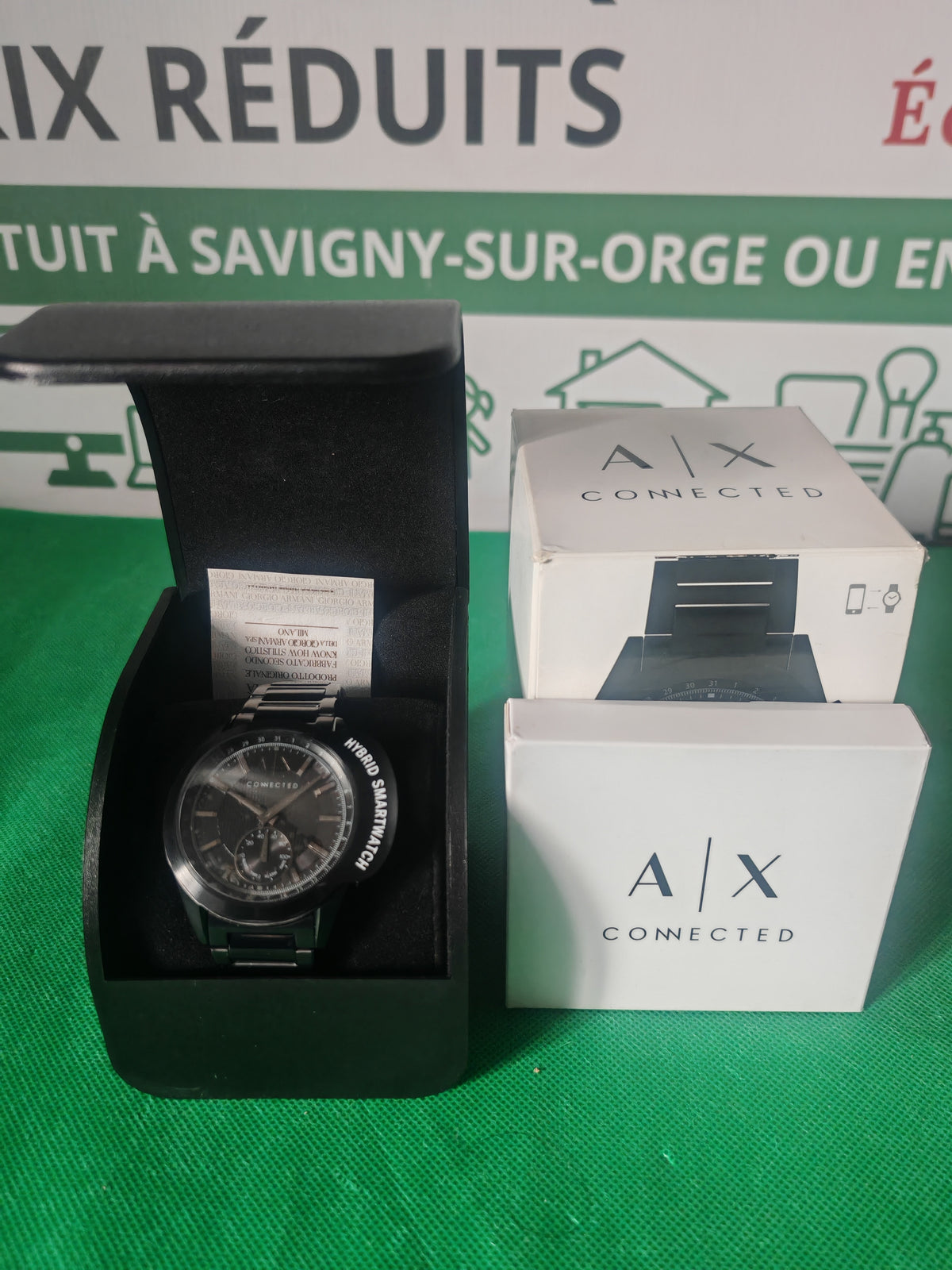 Armani Exchange AXT1007 avec écrin et boîtes A|X Connected