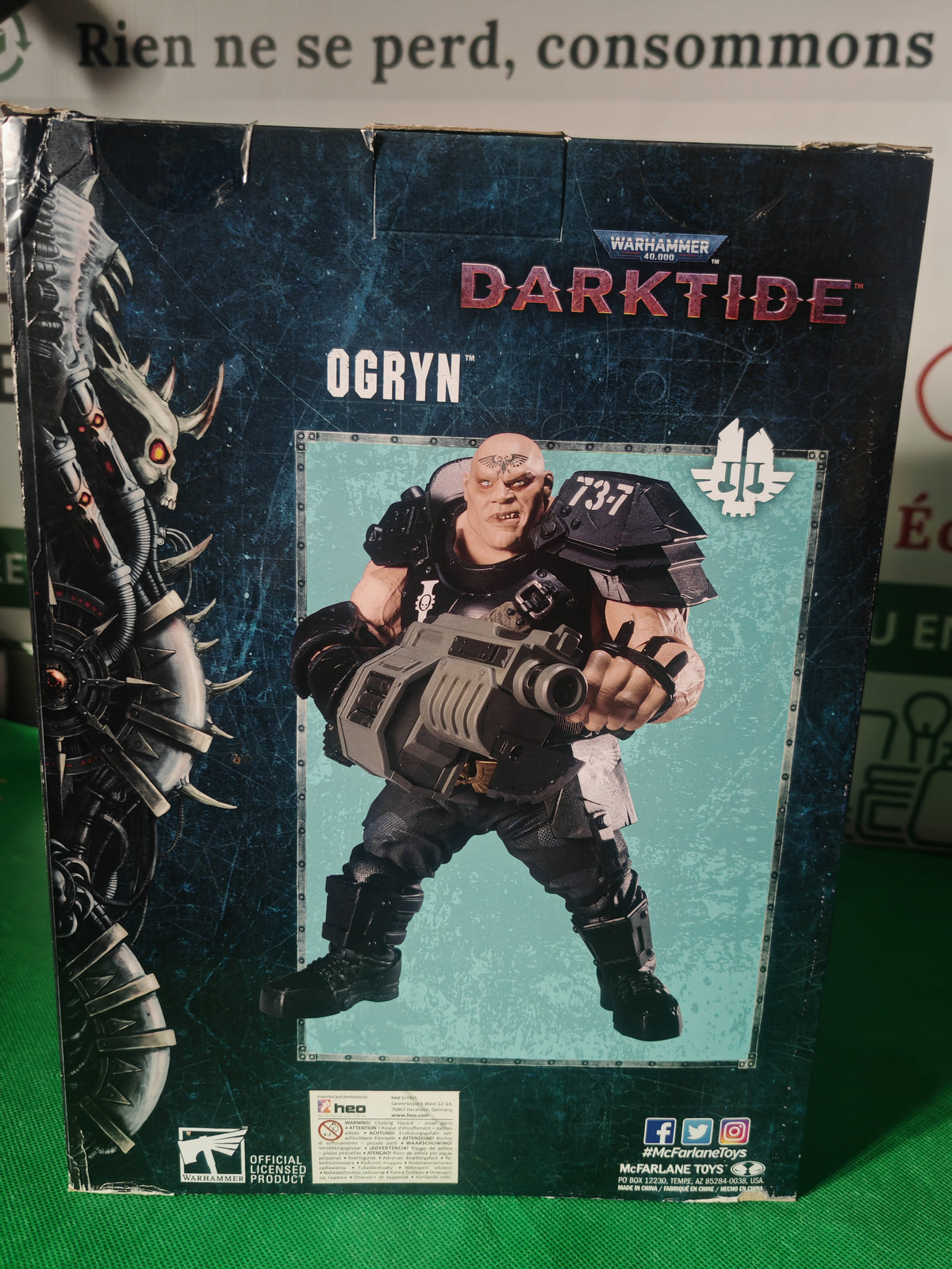 Dos de la boîte Ogryn Darktide McFarlane