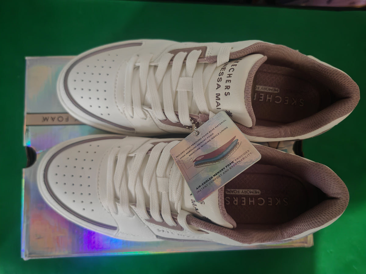 Paire Skechers Uno Court vue de dessus, Memory Foam