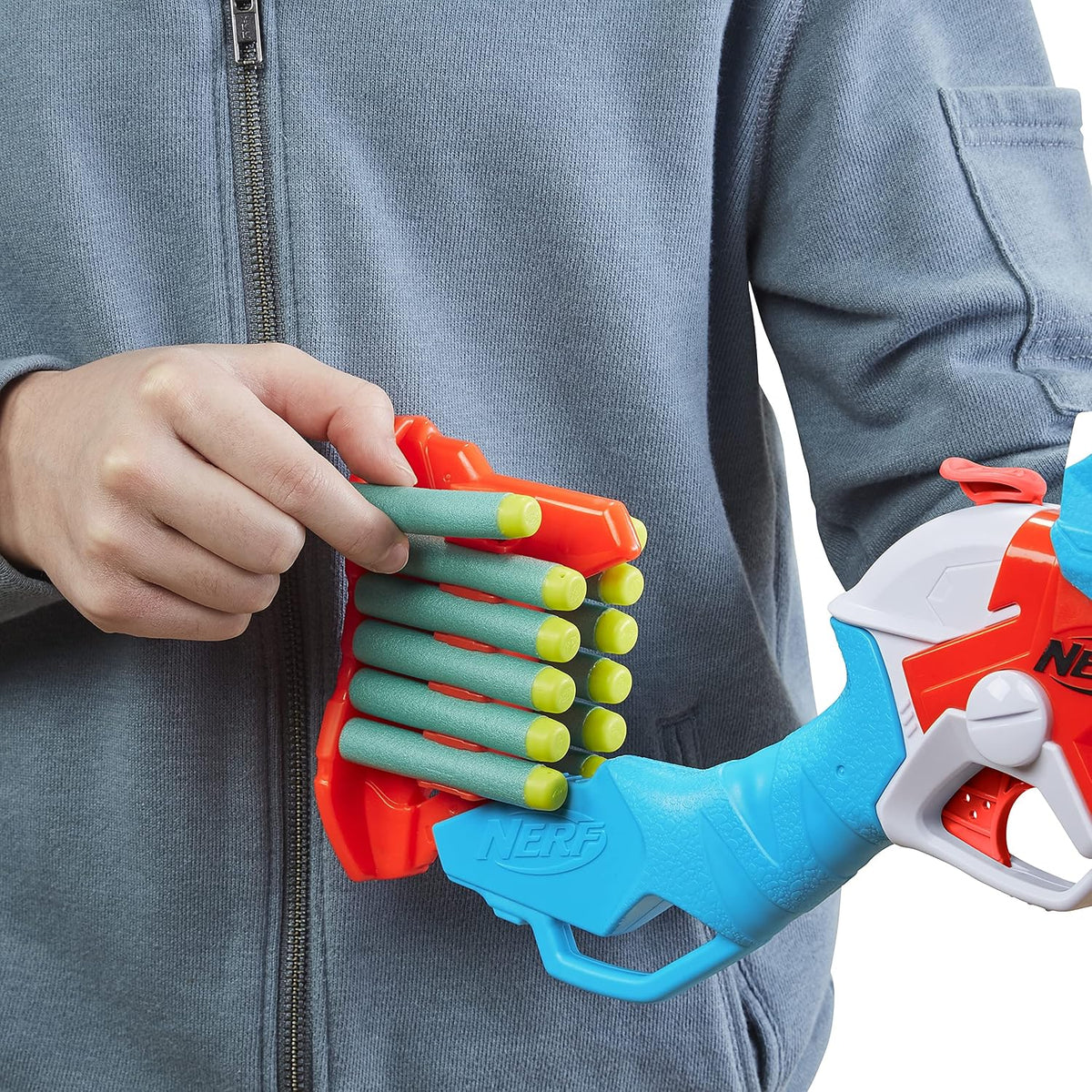 Nerf DinoSquad Tricera-Blast - Dinosaur Toy - Nerf Dart Blaster - Outdoor Game and Gift Idea for Children 8 Years Boy and Girl - Triceratops Design - Multicoloured