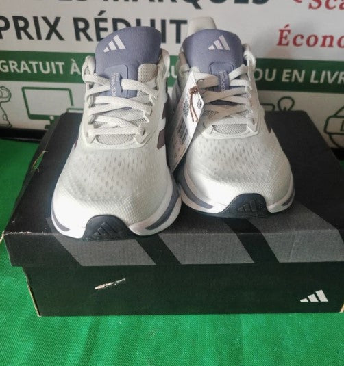 Paire adidas Response Super W vue de face