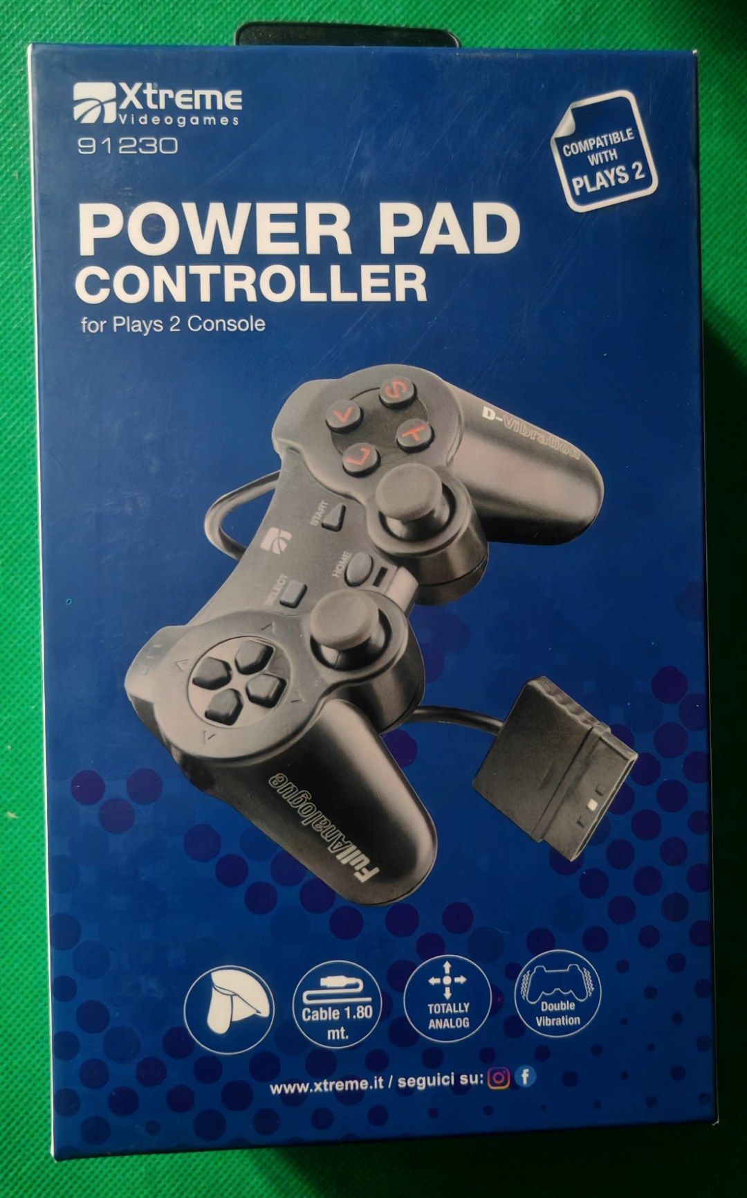 Manette Xtreme Power Pad compatible PS2, boîte face avant